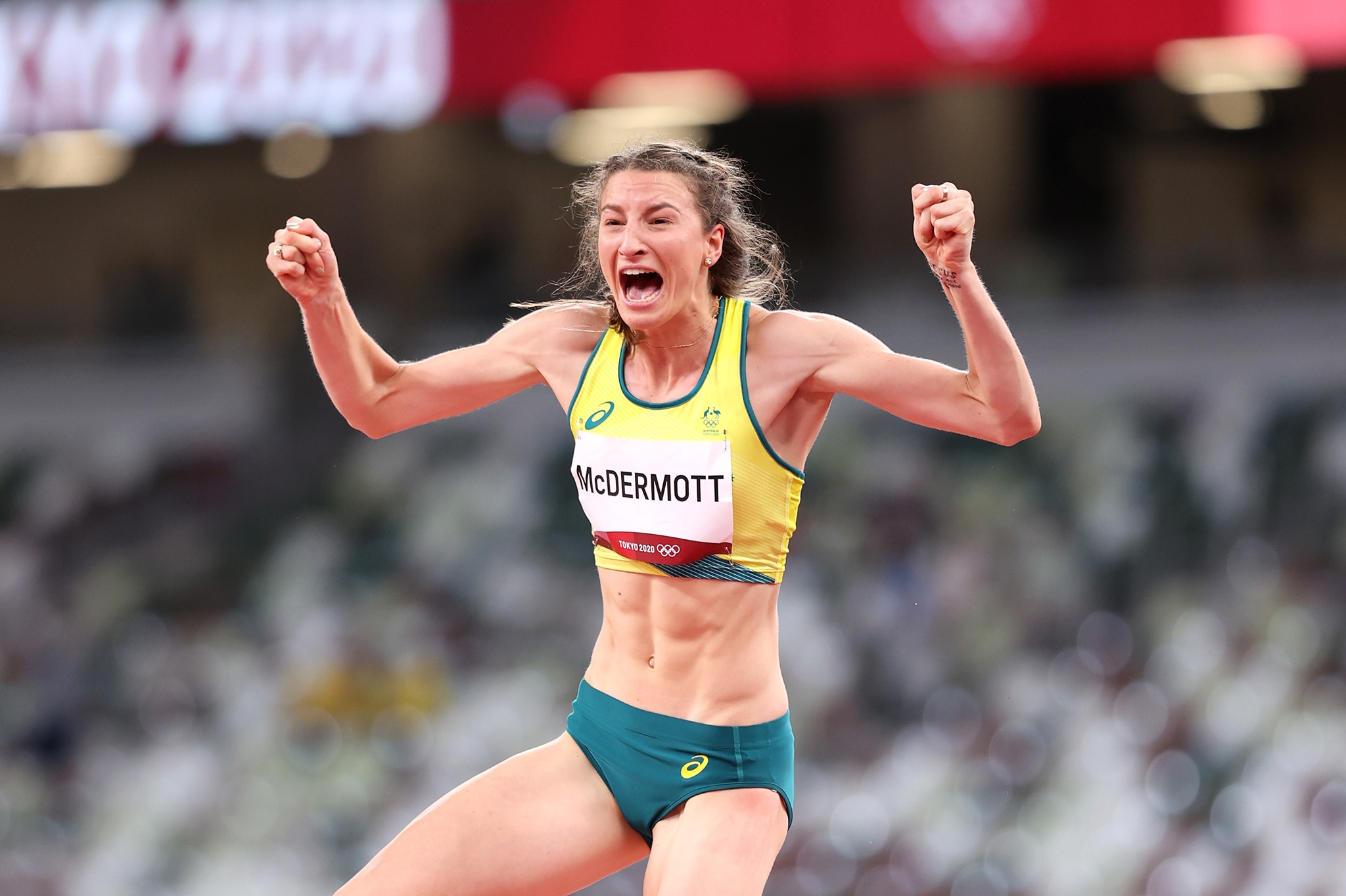 7-well-known-women-athletes-who-became-successful-coaches--36-37.jpg