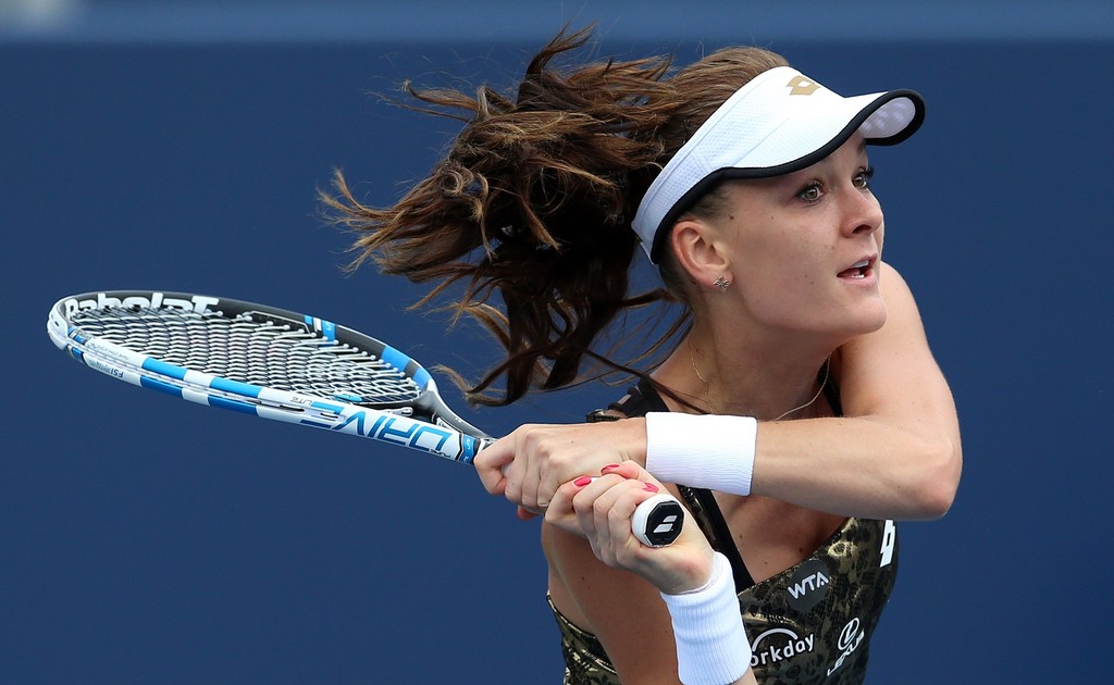 Australian-Open-2011-the-clip-of-Aga-Radwanska-losing-her-racquet-is-still-viral--11-95.jpg