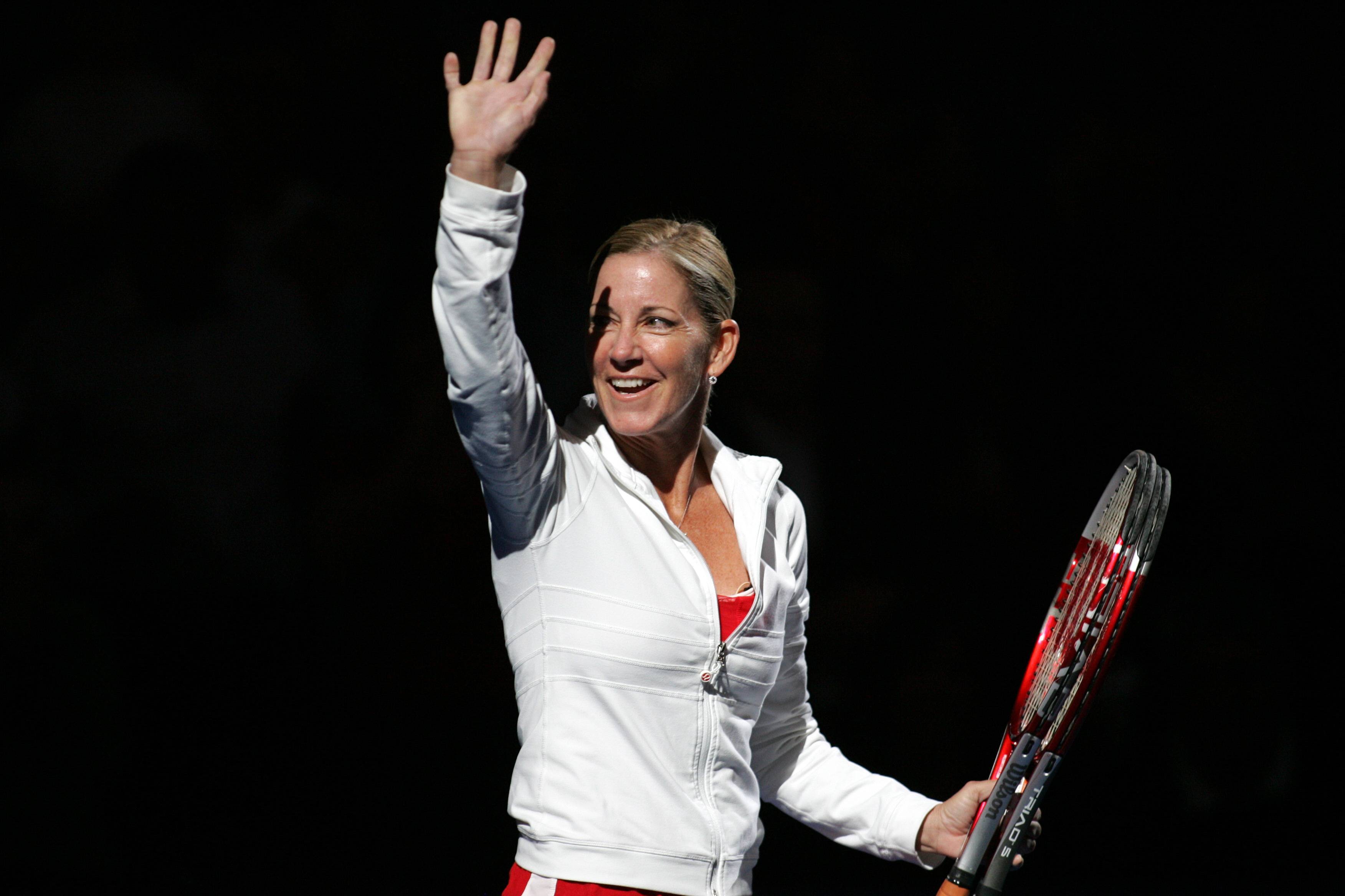 Chris-Evert-has-payed-tribute-to-the-legend-of-tennis-Steffi-Graf--83-46.jpg