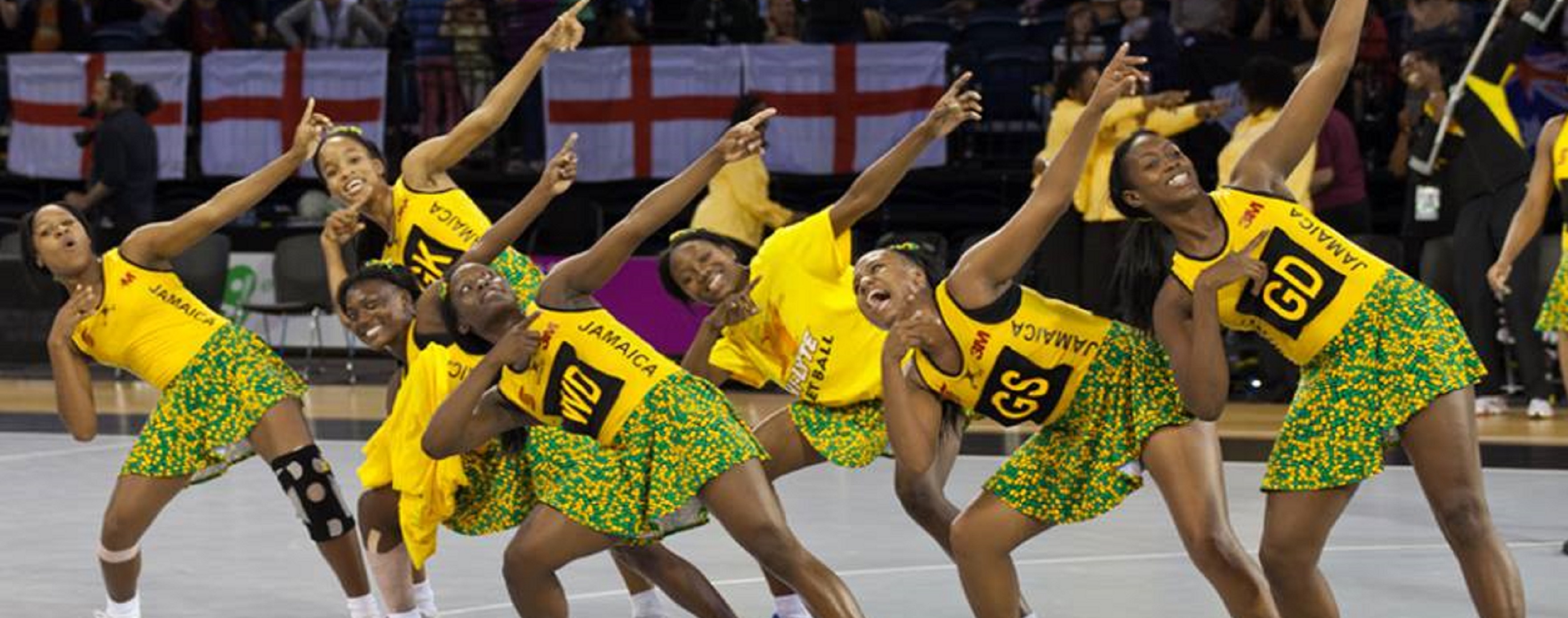 Commonwealth Games The Sunshine Girls Celebrate Reaching Netball Final  54 52 