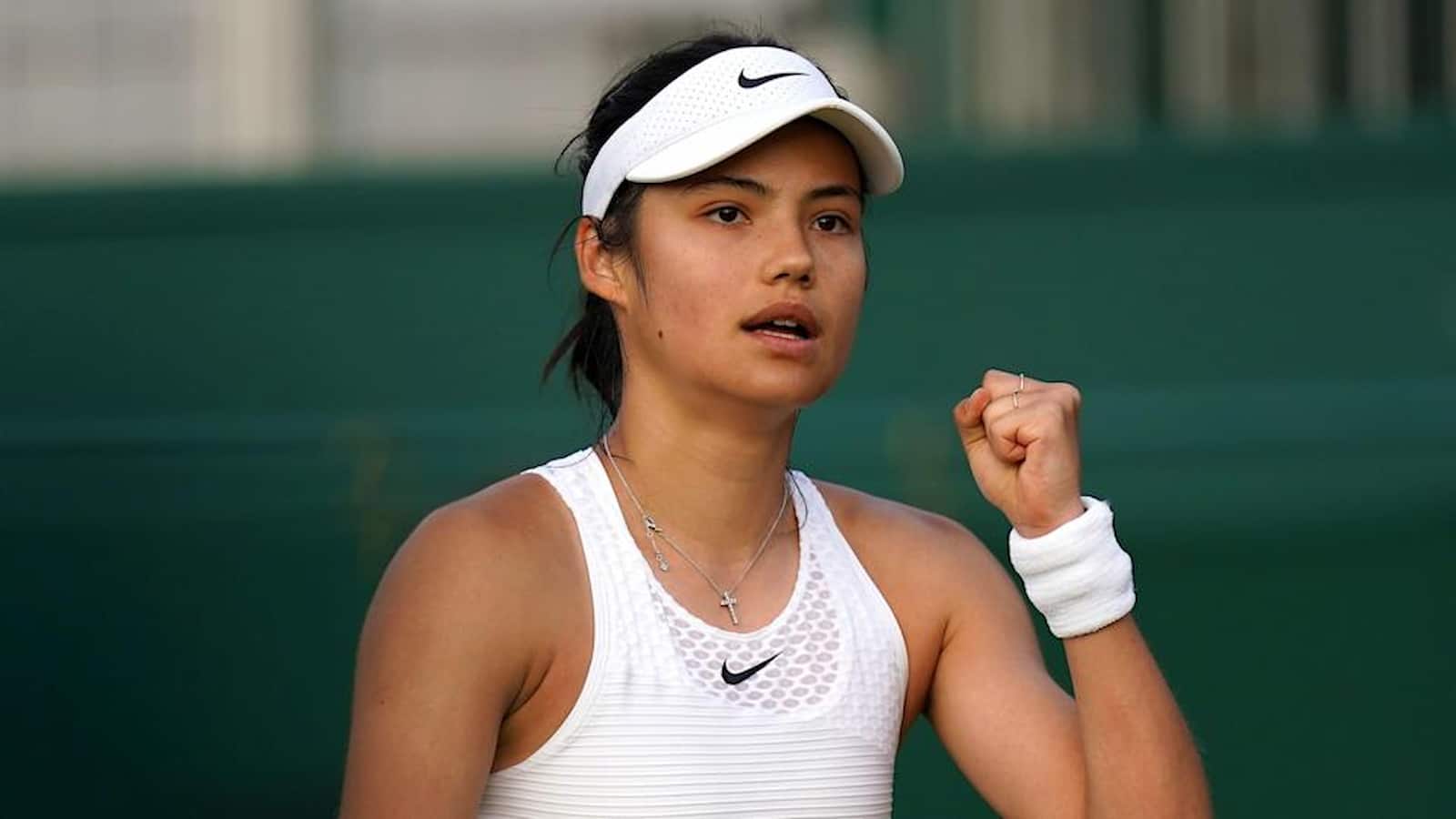 Emma-Raducanu-can-drop-in-the-rating-ahead-of-US-Open--21-37.jpg