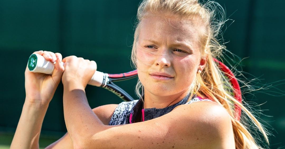 Harriet Dart Can Be A Very Harsh Opponent To Emma Raducanu 🔸️ Just Women In Sports 2024 9669