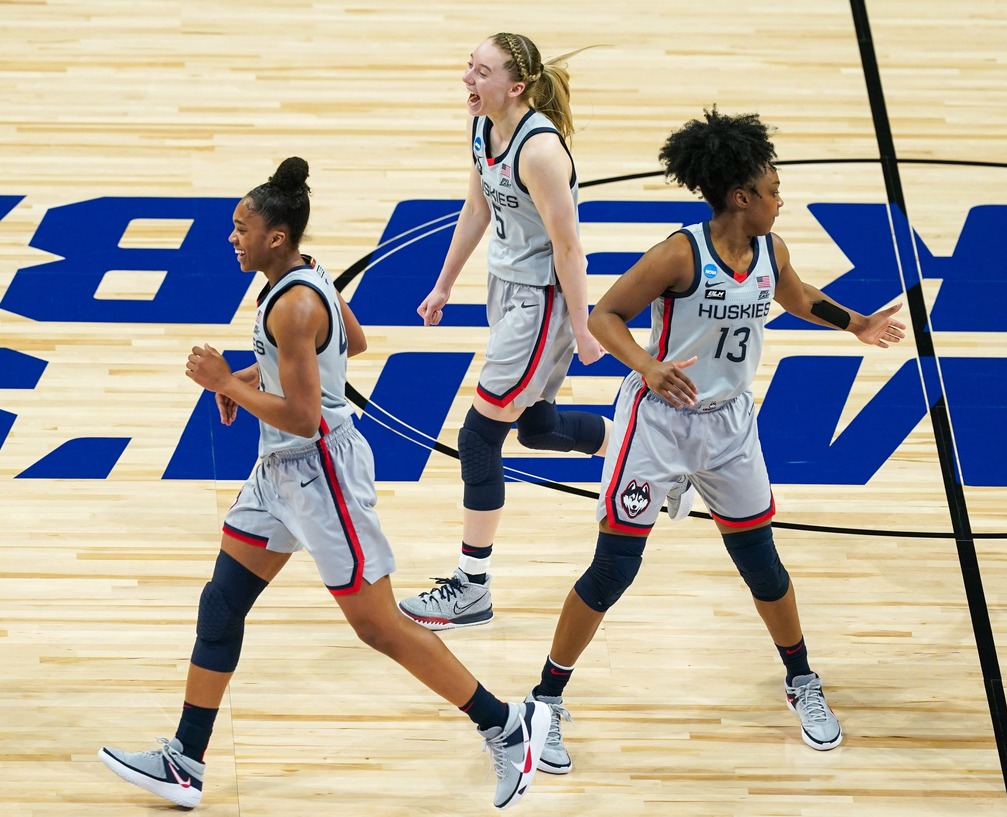 How-will-the-Huskies-perform-this-2022-2023-season--45-27.jpg