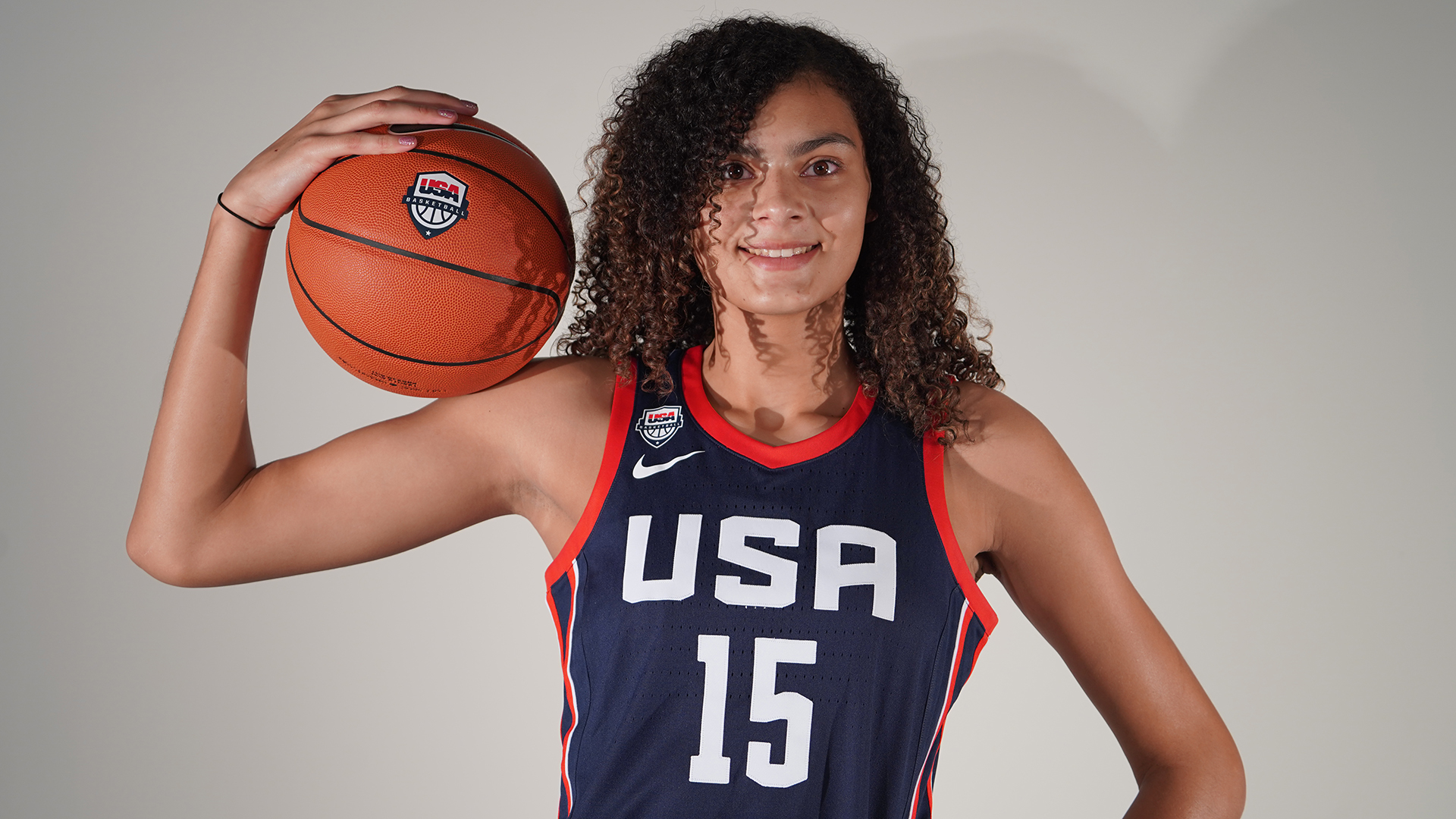 Lauren-Betts-might-be-a-fresman-of-the-year--74-56.jpg