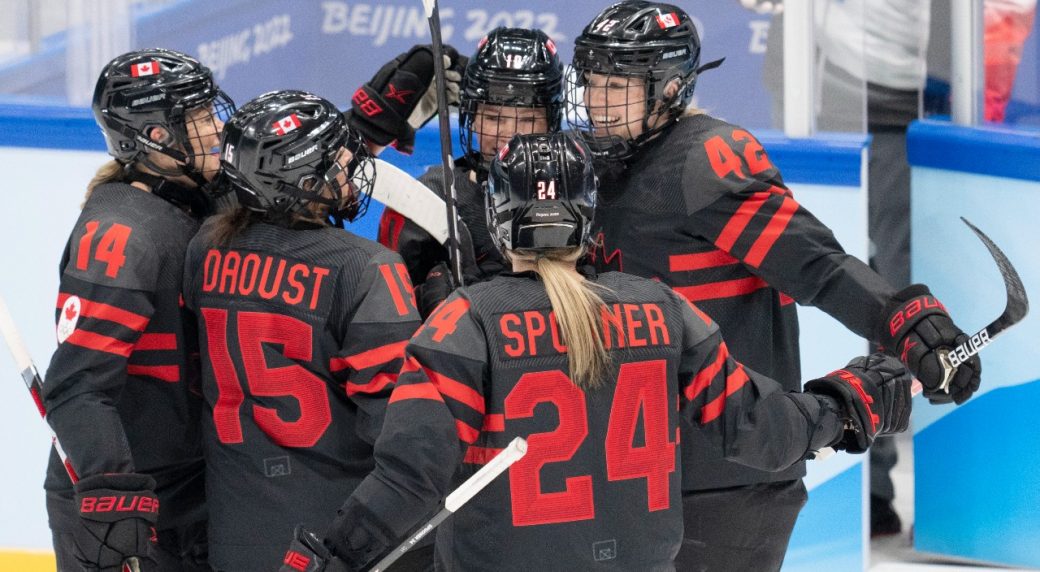 The-Gryphons-are-in-the-top-10-ranking-in-womens-hockey-for-the-period-ending-January-22-2023-22-34.jpg