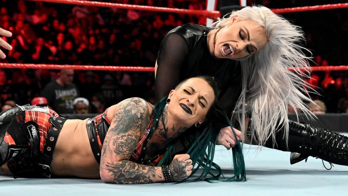 WWE-Verbal-altercation-between-Liv-Morgan-and-Shotzi-on-Twitter--10-33.jpg
