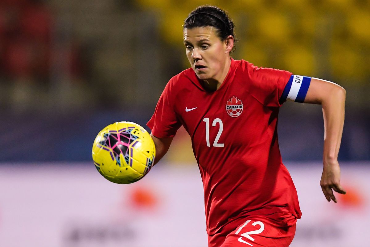 Who-is-the-Canadas-greatest-female-footballer-of-2022--57-61.jpg