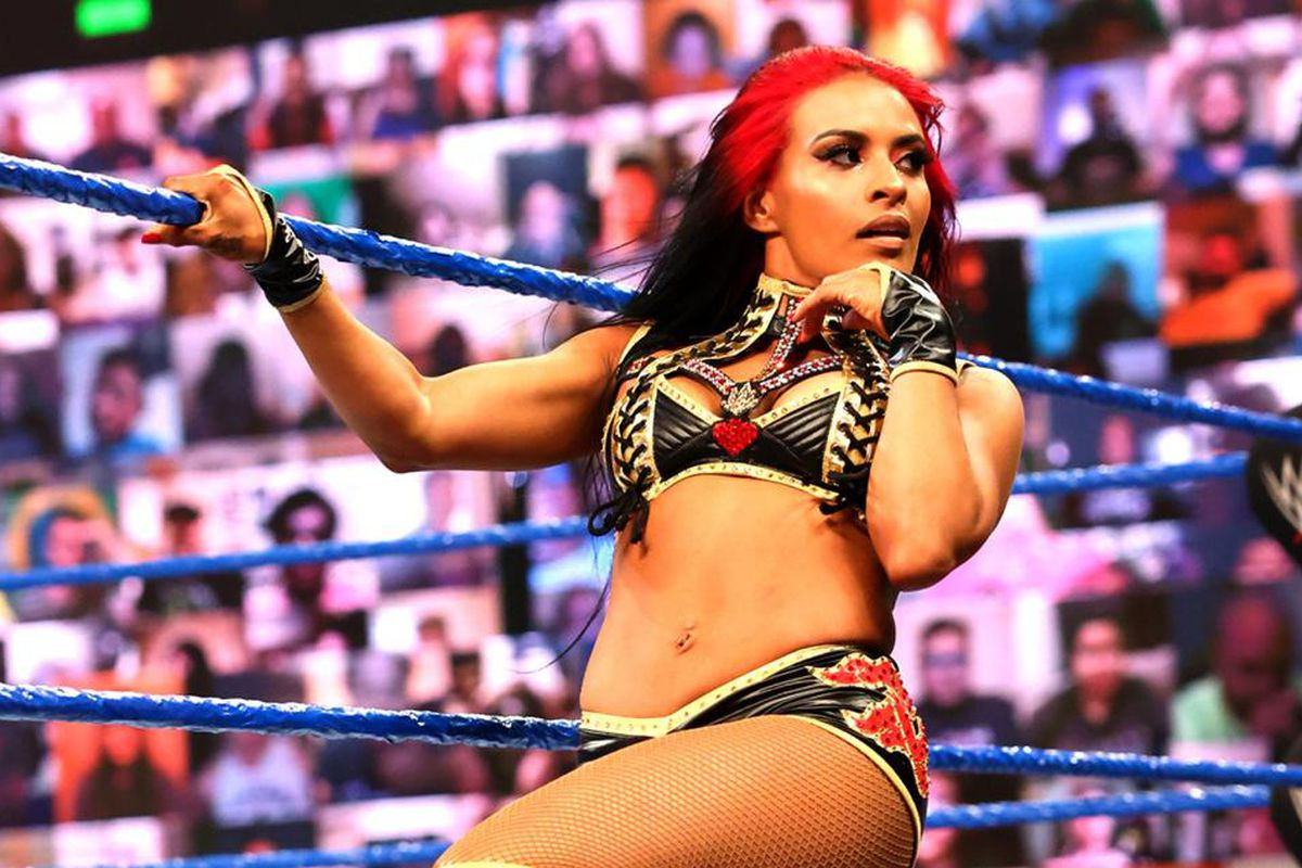 Zelina-Vega-shows-on-Instagram-her-excellent-form-78-98.jpg